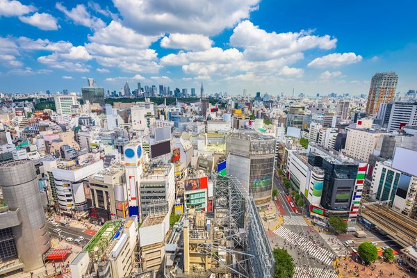 Quelles locations dans le quartier de Shibuya à Tokyo offrent une plongée dans la culture pop japonaise?